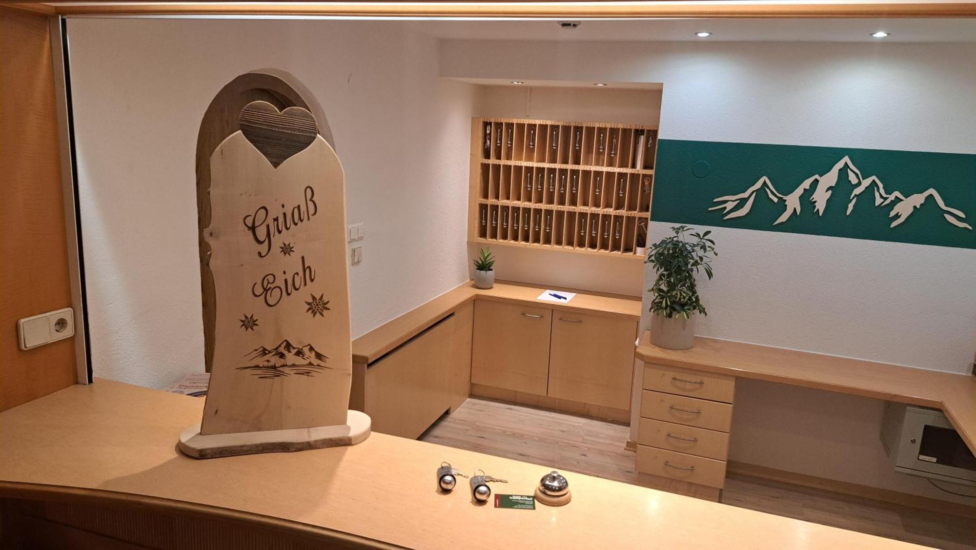 Hotel Vomperhof エクステリア 写真